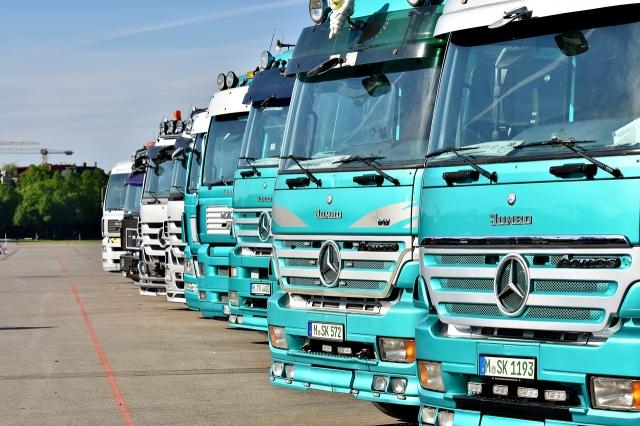 Top 5 Technological Advancements Reshaping the Trucking Industry In 2024 